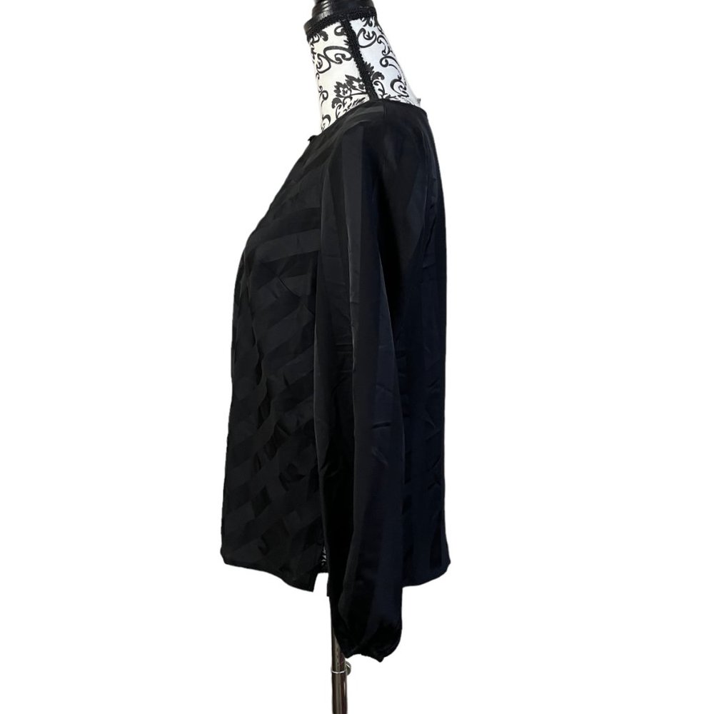 Liz Claiborne | Women's Black Striped Keyhole Neck Long Sleeve Blouse Size XS - Picture 3 of 6